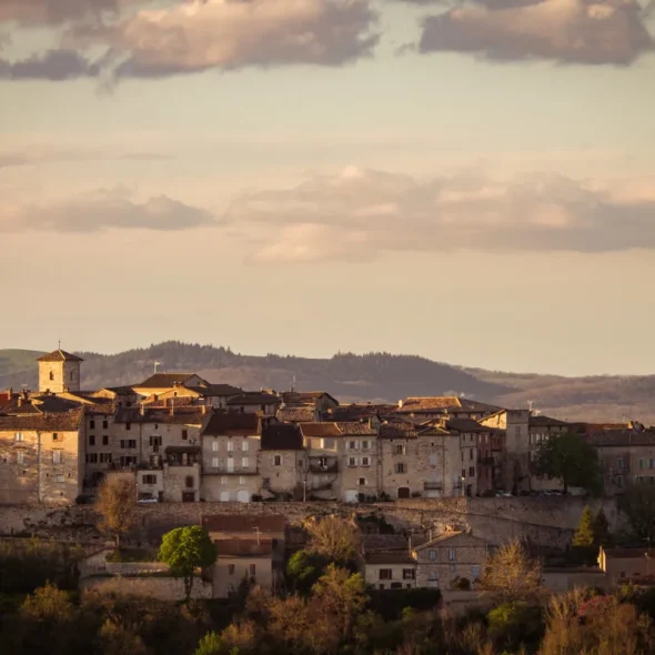 Castelnau-de-Montmiral: historia y patrimonio