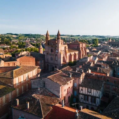 Rabastens, la cité de briques rouges